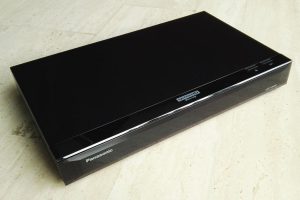 Panasonic DMP-UB400 (Panasonic DMP-UB404)